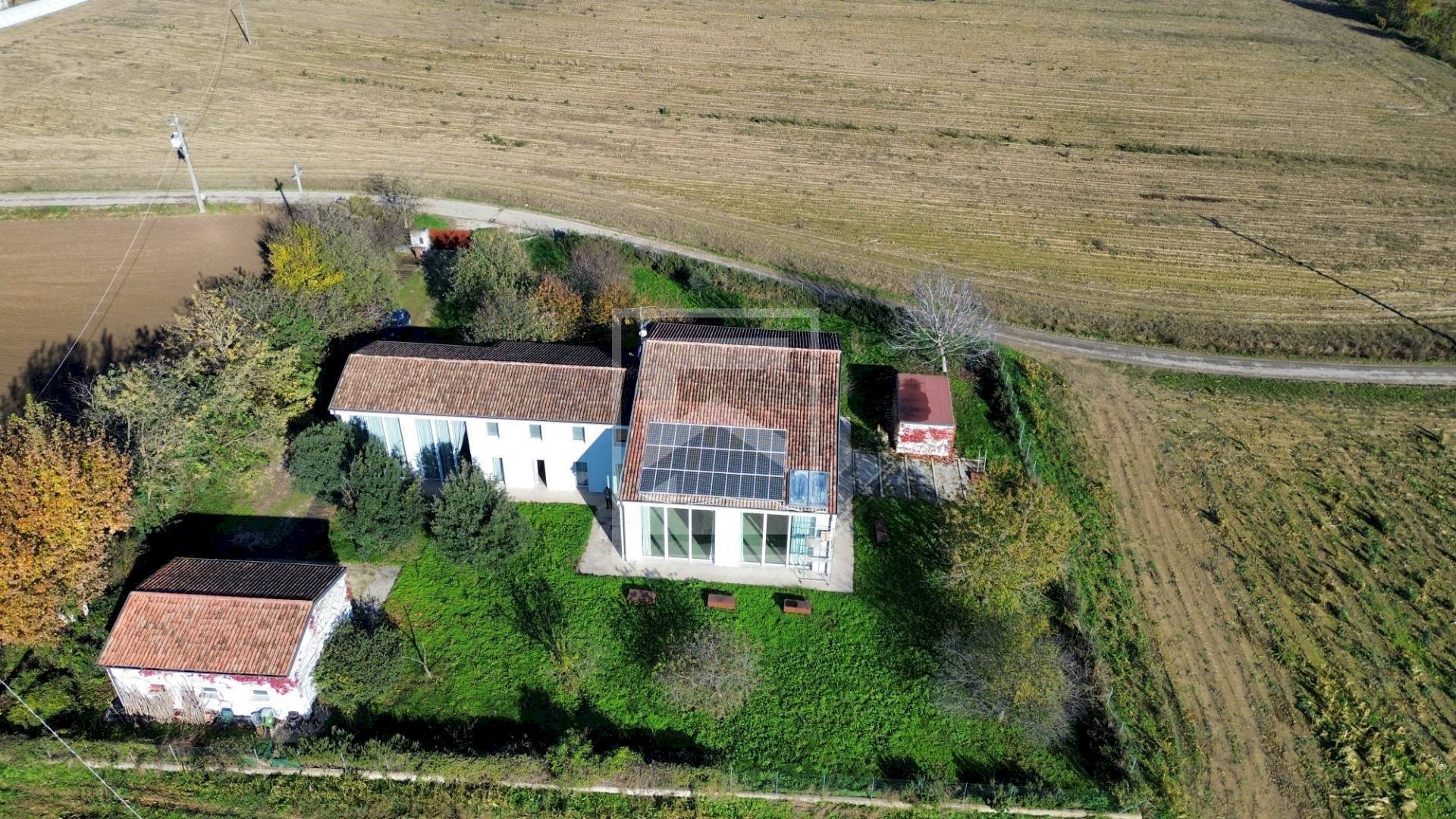 Villa strada mussolina, Goito - photo 3