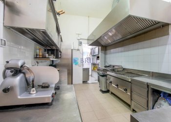 CUCINA - Shop Corso Vittorio Veneto, Olbia - photo 18