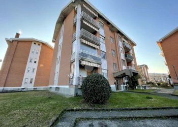 Four-room apartment Via Faldella, Crescentino - photo 1