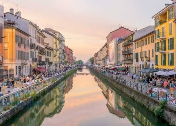 Shop Via Franco Tosi, Milano - photo 1