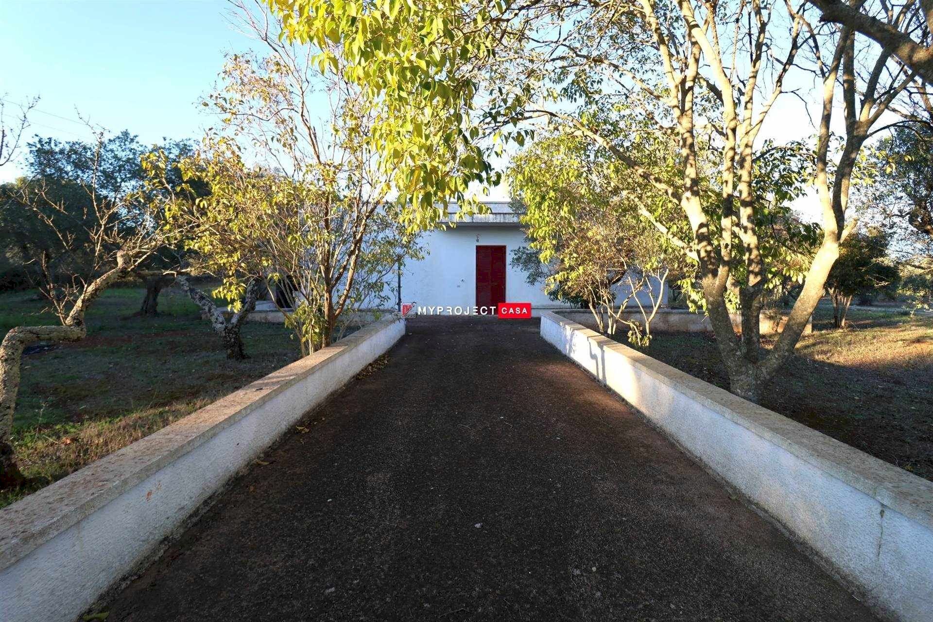 Independent house Direzione Villa Castelli, Martina Franca - photo 1