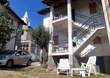 Facciata - Casa indipendente Frazione Piancastagna, 26, Ponzone - foto 1