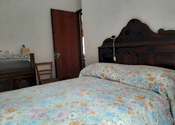 Camera da letto - Casa indipendente Frazione Piancastagna, 26, Ponzone - foto 11