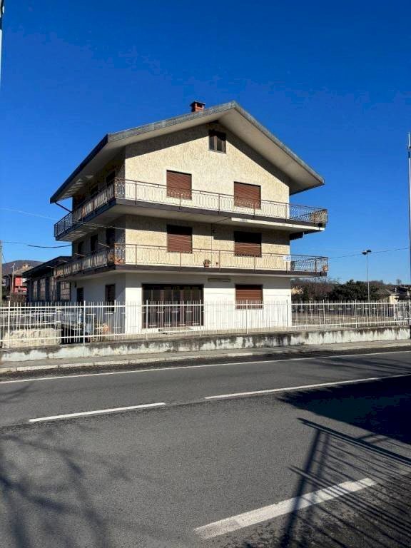 Facciata - Office via 1 Maggio, 161, Luserna San Giovanni - photo 1