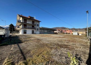 Terreno - Stabile - Palazzo via 1 Maggio, 161, Luserna San Giovanni - foto 2