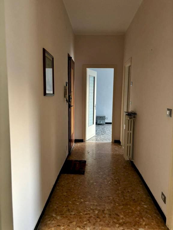 Interno appartamento - Three-room apartment via Martiri della Libertà, Incisa Scapaccino - photo 1