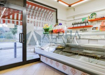 Interno non residenziale - Food - Gastronomy via Lughese, Forlì - photo 3