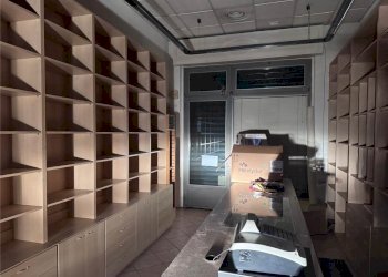 Shop VIA MAIOCCHI 13, Como - photo 2