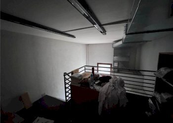 Shop VIA MAIOCCHI 13, Como - photo 3