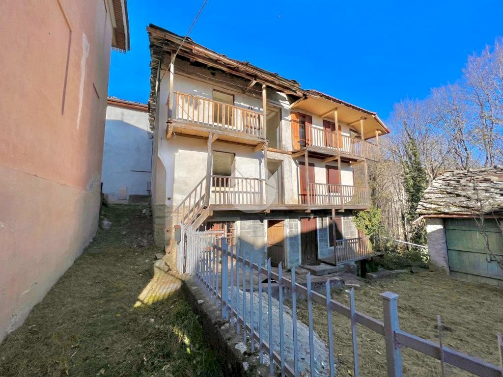 Semi-detached house Frazione polpresa, Viù - photo 1