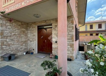 Portion of a house Via del Carroccio, Cambiago - photo 1