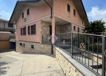 Portion of a house Via del Carroccio, Cambiago - photo 17