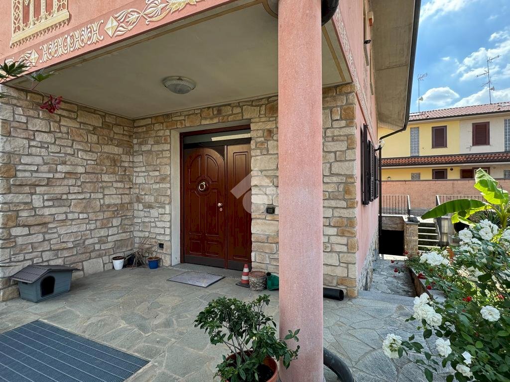 Portion of a house Via Del Carroccio, Cambiago - photo 2
