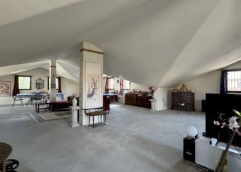 Portion of a house Via Del Carroccio, Cambiago - photo 22