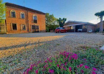 Cortile interno - Villa via Genova, Alessandria - foto 11