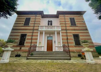 Facciata - Villa via Genova, Alessandria - foto 36