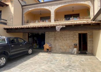 Facciata - Villa a Schiera via Mastro Giogliu, San Teodoro - foto 26