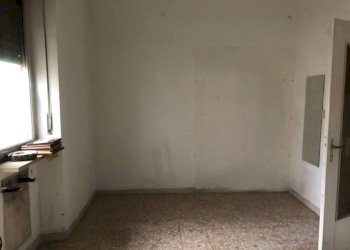 Interno non residenziale - Negozio via Giovanni Poggio, 35B, Torino - foto 9