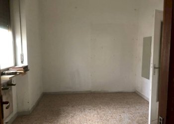 Interno non residenziale - Negozio via Giovanni Poggio, 35B, Torino - foto 10