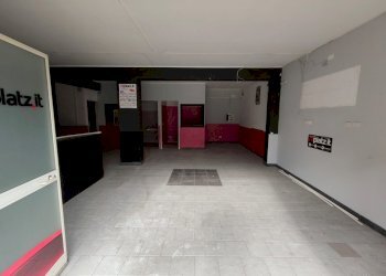 Negozio Via carrubella, Gravina di Catania - foto 6