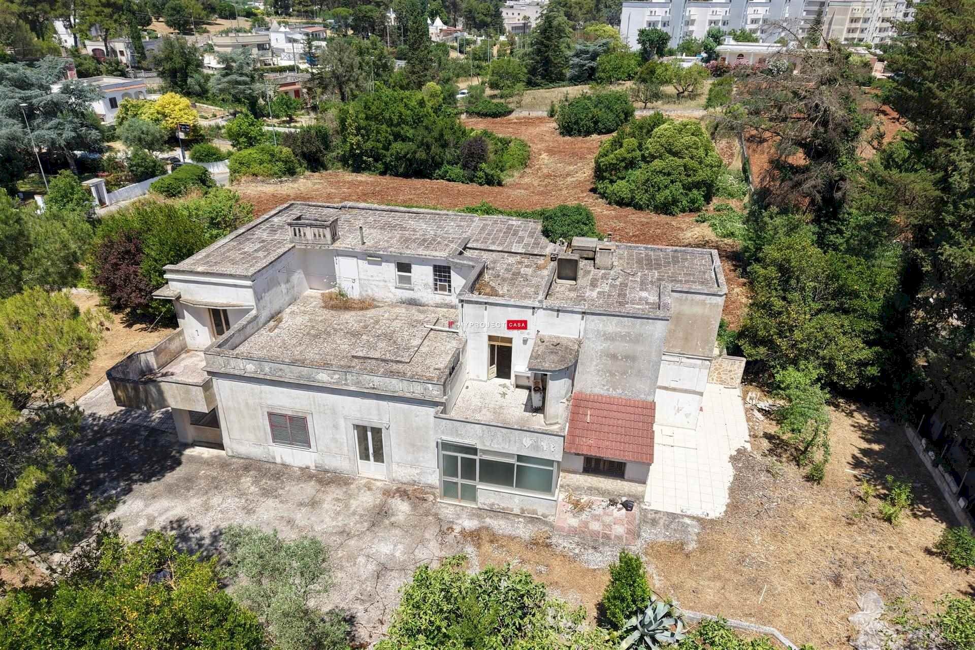 Villa Bifamiliare Via Saliscendi, Martina Franca - foto 1