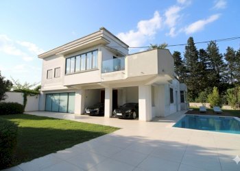 Villa Bifamiliare Via Saliscendi, Martina Franca - foto 1