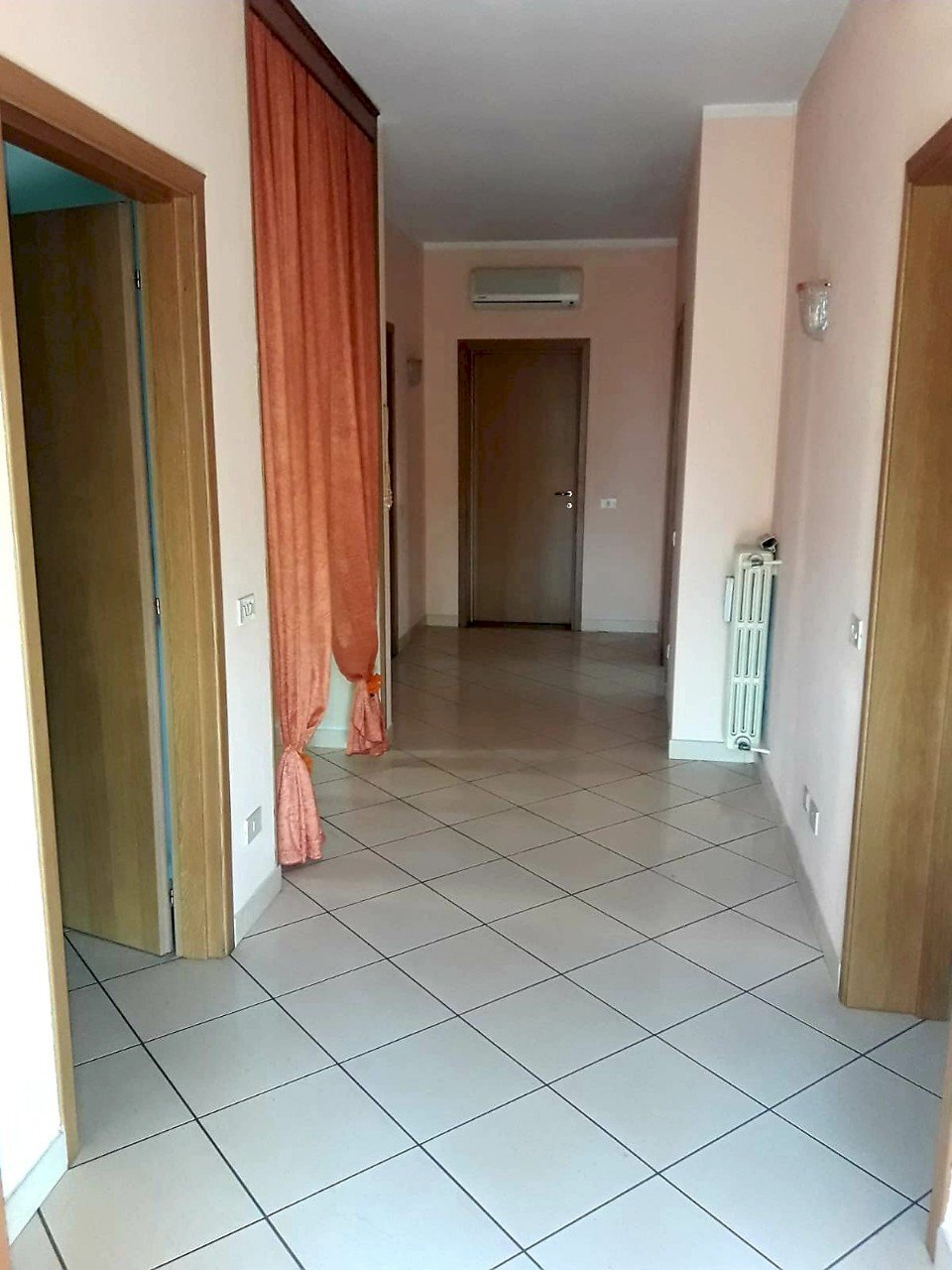 Casa indipendente Castelnovo di Sotto - foto 2