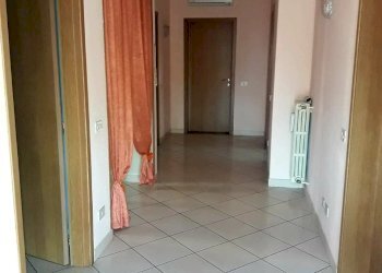 Casa indipendente Castelnovo di Sotto - foto 2