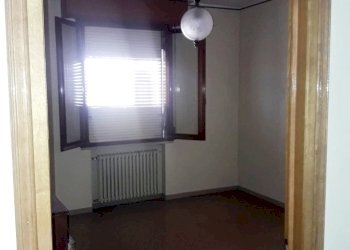 Casa indipendente Castelnovo di Sotto - foto 9