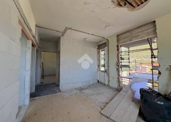 Three-room apartment Via Braida, Toirano - photo 2