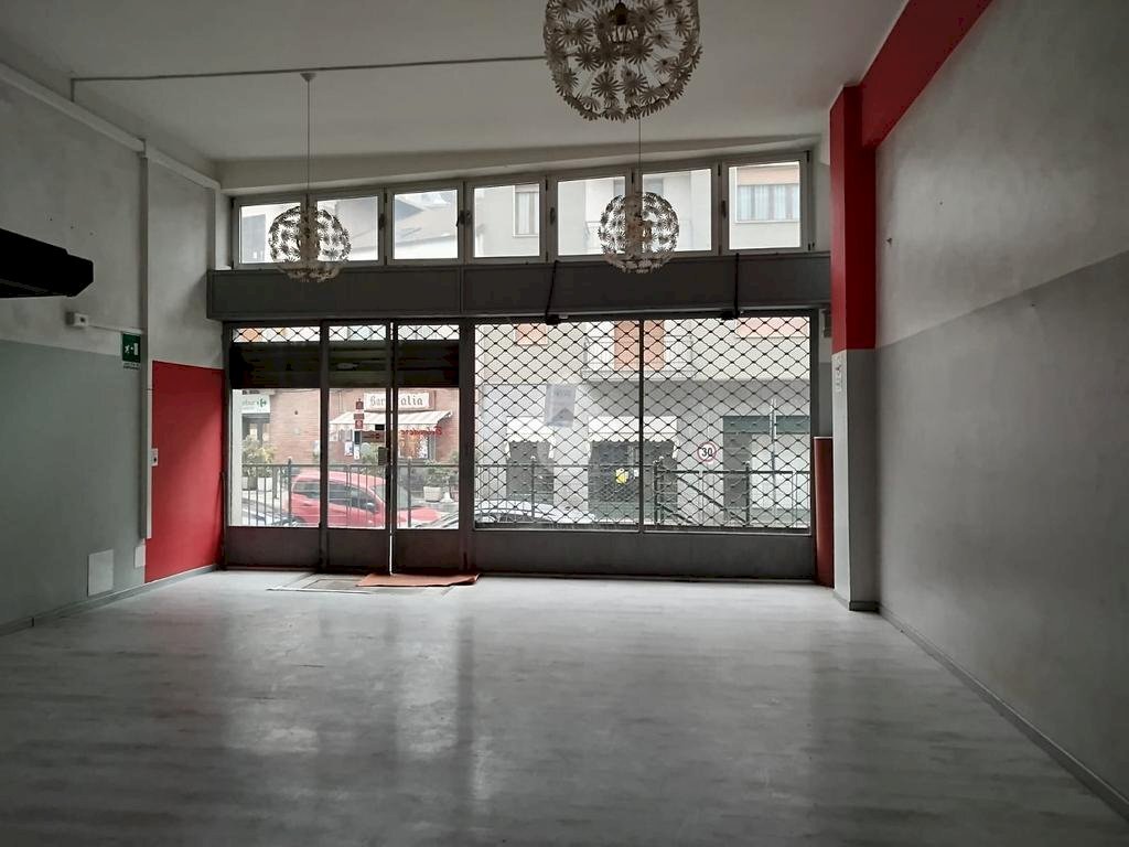 Negozio Pino Torinese, Pino Torinese - foto 1
