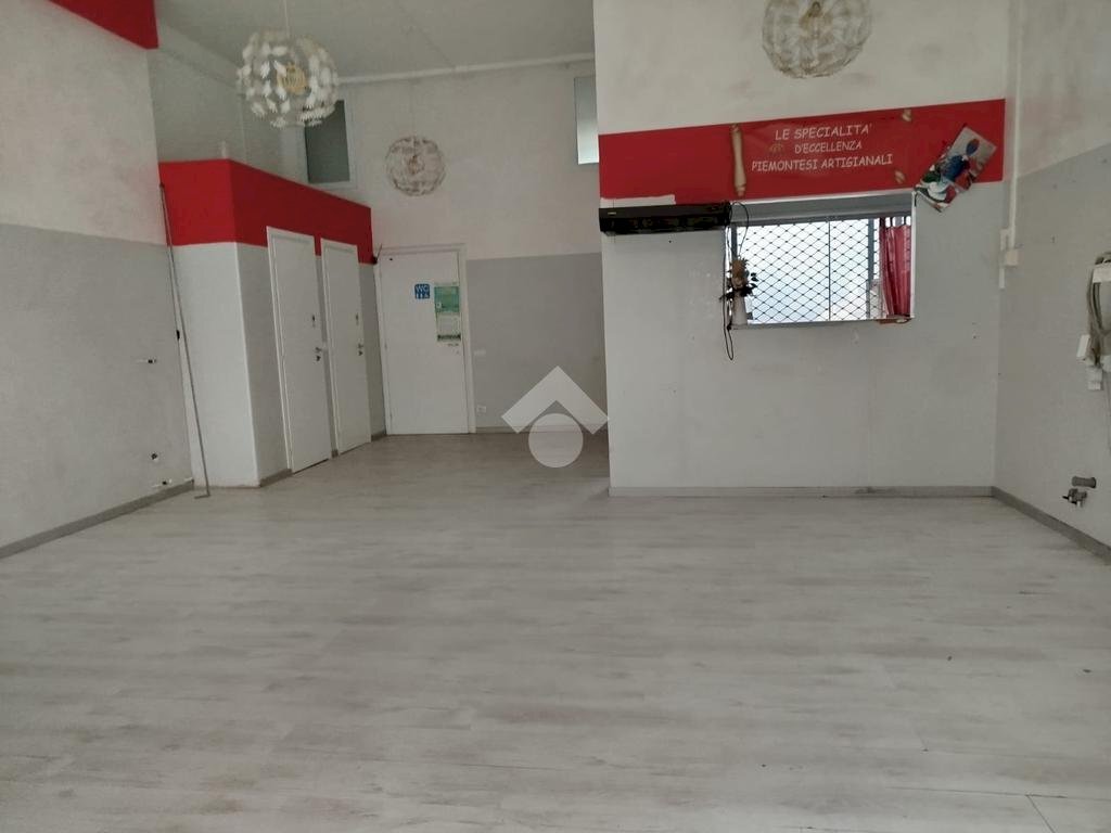 Negozio Pino Torinese, Pino Torinese - foto 3