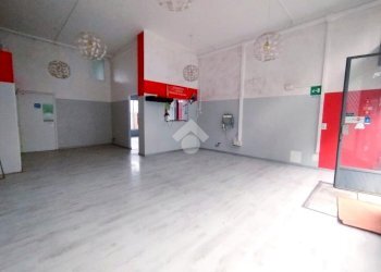 Negozio Pino Torinese, Pino Torinese - foto 4