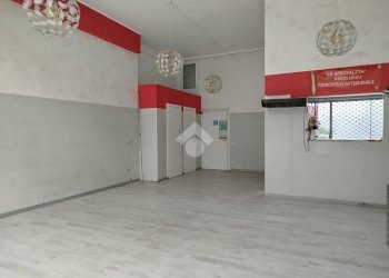 Negozio Pino Torinese, Pino Torinese - foto 5