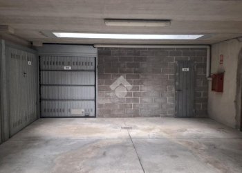 Box Via Martiri di Cervarolo, Reggio nell'Emilia - foto 2