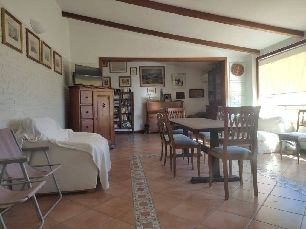 Salone - Quadrilocale via Belluno, Gaeta - foto 3