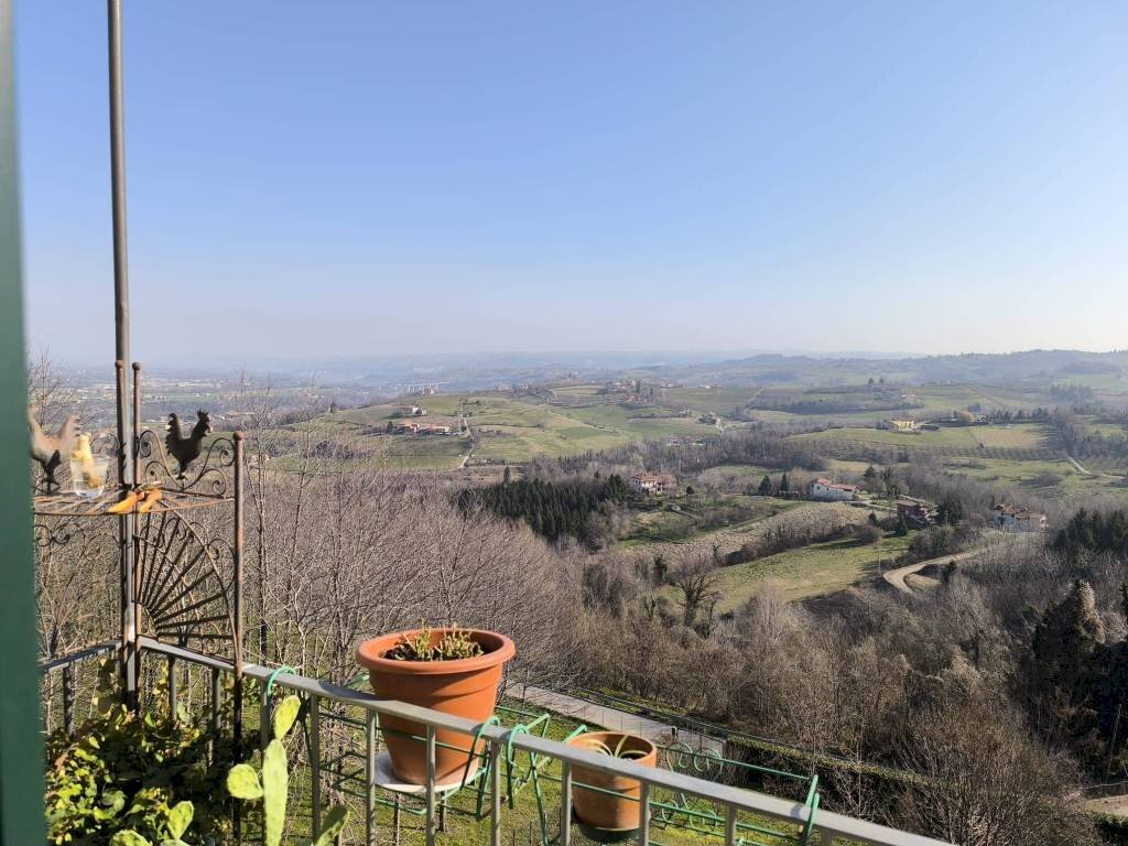 Vista - Four-room apartment via Giovan Battista Vico, Mondovì - photo 1