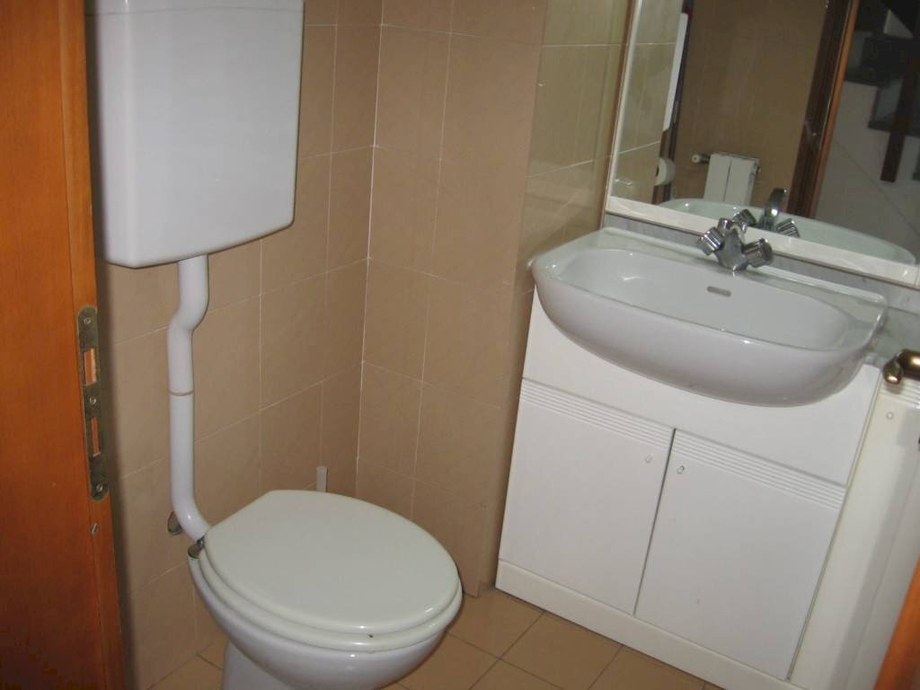 Bagno - Villa a Schiera viale Roma, 353, Massa - foto 3