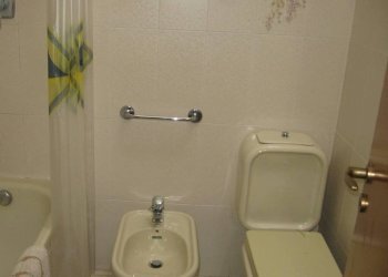 Bagno - Villa a Schiera viale Roma, 353, Massa - foto 2