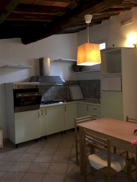 Cucina - Bilocale via Solferino, Carrara - foto 1