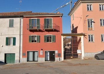 Negozio PIAZZA MOLINO, Dogliani - foto 1