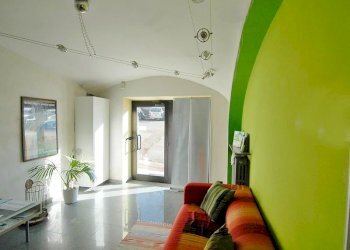 Negozio PIAZZA MOLINO, Dogliani - foto 5