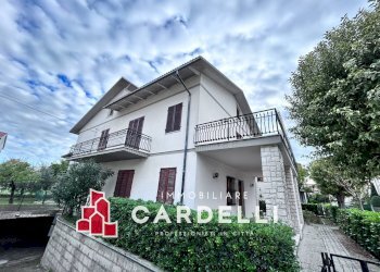 Casa indipendente Via Cavour, Montecassiano - foto 1