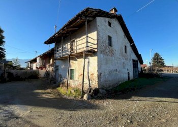 Rustico Via Poetto, Revello - foto 1