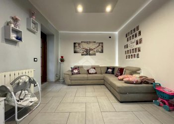 Casa semi indipendente Via G. Carducci, Cameri - foto 8