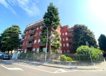 One-room apartment Via G. Leopardi, Legnano - photo 1
