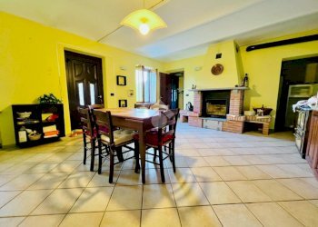 Semi-detached house Regione Sorelle, Cinaglio - photo 8