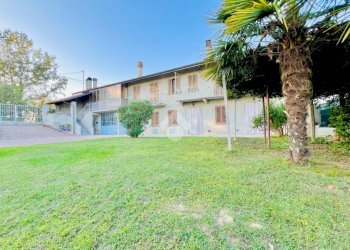 Semi-detached house Regione Sorelle, Cinaglio - photo 1