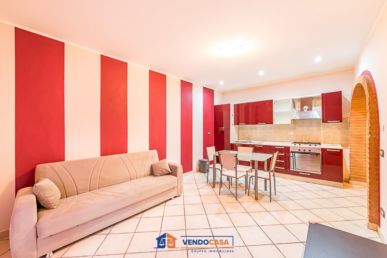 Two-room apartment Santa Vittoria d'Alba - photo 1