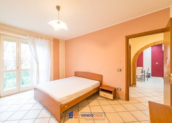 Bilocale Santa Vittoria d'Alba - foto 9